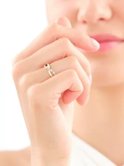 Best Apart Pierścionek z żółtego złota z diamentami - 0,02 ct - próba 375