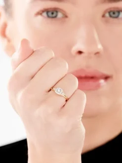 Apart Pierścionek z żółtego złota z diamentami - 0,15 ct - próba 585< Pierścionki