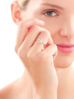 Apart Pierścionek z żółtego złota z diamentami - rozeta - 0,20 ct - próba 585< Pierścionki