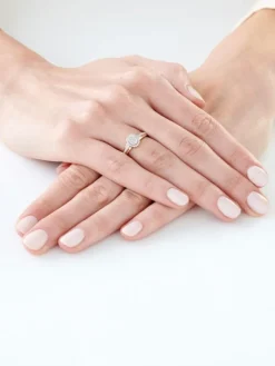Apart Pierścionek  z żółtego złota z diamentami - 0,15 ct - próba 585