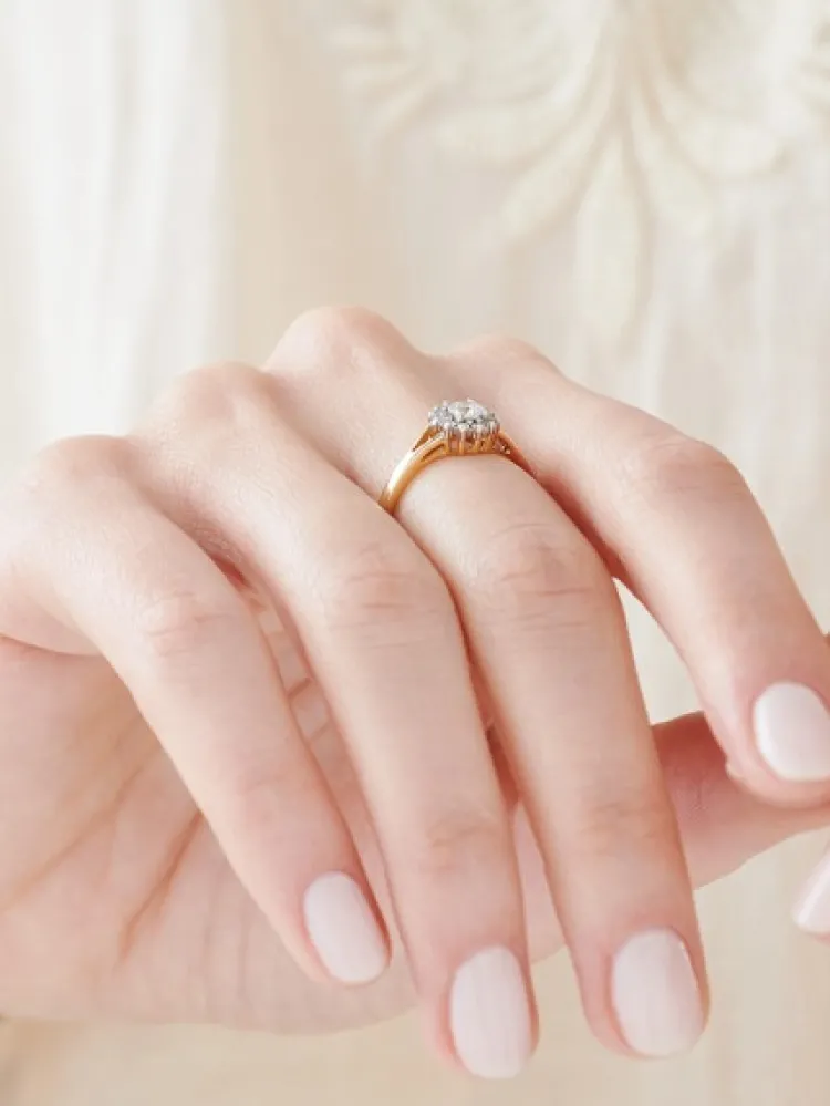 Apart Pierścionek z żółtego złota z brylantami - 0,31 ct - próba 585< Pierścionki
