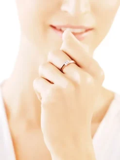 Clearance Apart Pierścionek z żółtego złota z brylantami - 0,11 ct - próba 585