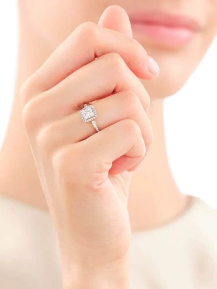 Discount Apart Pierścionek z żółtego złota z diamentami - 0,50 ct - próba 585