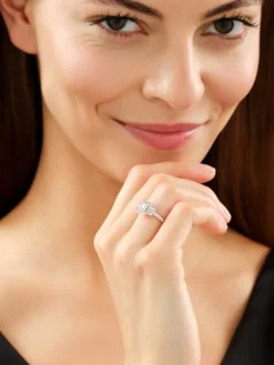 Discount Apart Pierścionek z żółtego złota z diamentami - 0,50 ct - próba 585