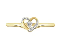 Apart Pierścionek z żółtego złota z brylantem - serce - 0,03 ct - próba 375< Wszystkie