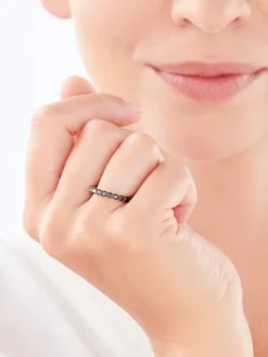 Apart Pierścionek z żółtego złota z czarnymi brylantami - 0,72 ct - próba 585< Wszystkie