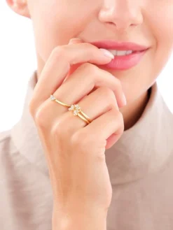 Artelioni Pierścionek ze stali szlachetnej z cyrkoniami - serce, koniczyna< Wszystkie