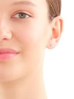 Apart Pojedynczy kolczyk z białego złota z brylantem do piercingu - 0,02 ct - próba 585< Wszystkie