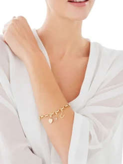 Best Apart Zawieszka charms z żółtego złota z diamentami - baletnica - 0,01 ct - próba 375