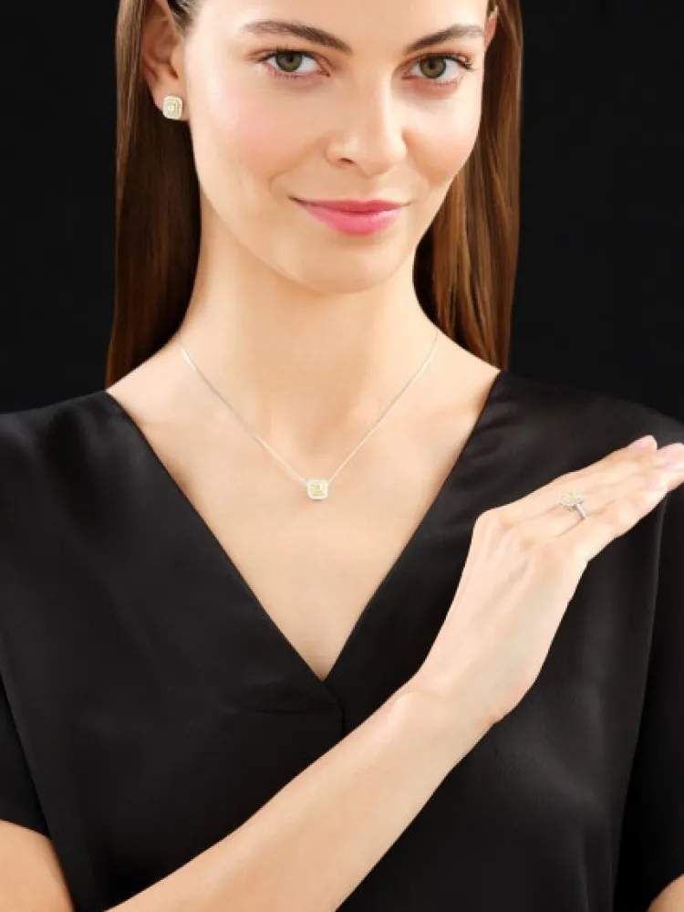 Discount Apart Zawieszka z białego i żółtego złota z diamentami - 0,60 ct - próba 585