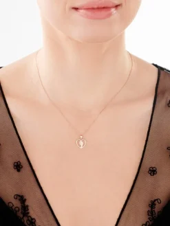 Apart Zawieszka z różowego złota z diamentami - medalik Matka Boska, serce - 0,006 ct - próba 375< Zawieszki