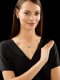 Apart Zawieszka z żółtego złota z diamentami i szafirami - kwiat - próba 585< Wszystkie