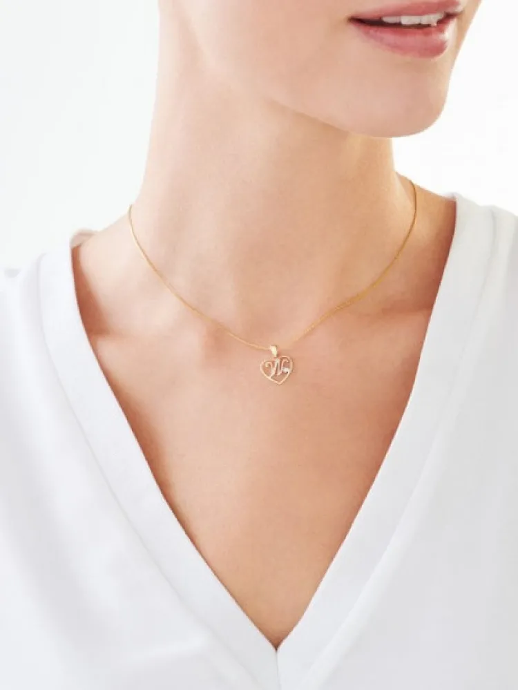 Discount Apart Zawieszka z żółtego złota z diamentem - litera W, serce - 0,005 ct - próba 585