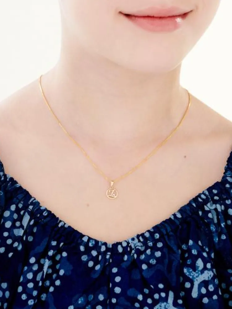 Apart Zawieszka z żółtego złota z diamentem - litera Z - 0,003 ct - próba 585< Zawieszki