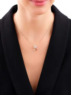 Apart Zawieszka z żółtego złota z diamentami, kamieniami szlachetnymi i ozdobnymi - kameleon - 0,14 ct - próba 585< Zawieszki