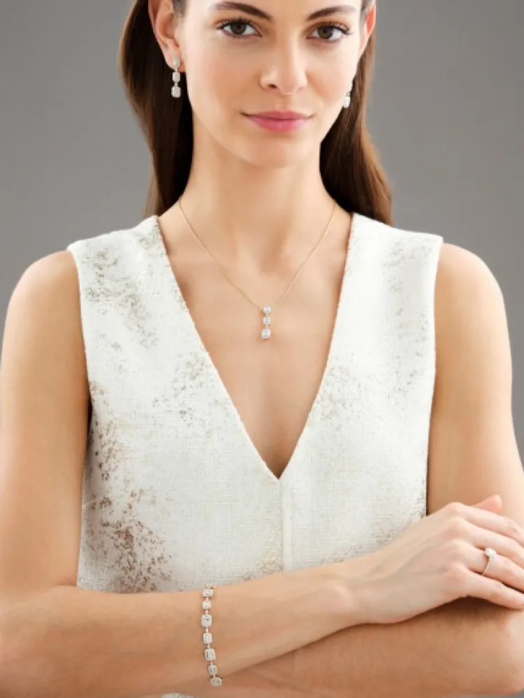 Discount Apart Zawieszka z żółtego złota z diamentami - 0,46 ct - próba 585