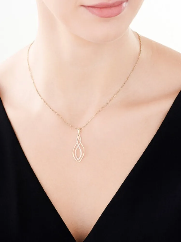 Clearance Apart Zawieszka z żółtego złota z diamentami - 0,03 ct - próba 375