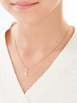 Clearance Apart Zawieszka z żółtego złota z diamentem - aniołek - 0,002 ct - próba 585