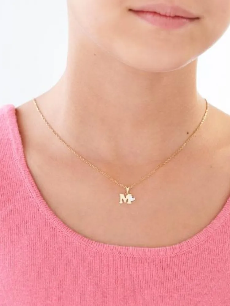 Online Apart Zawieszka z żółtego złota z diamentem - litera M - 0,004 ct - próba 375